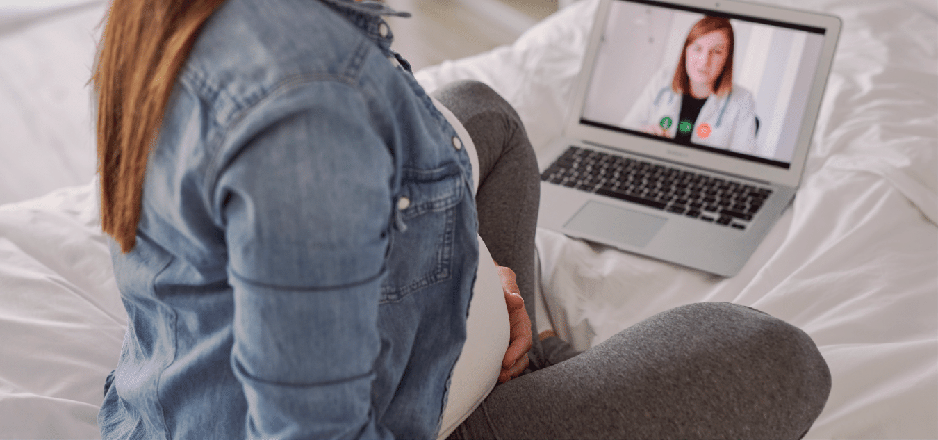 picture of an OBGYN performing checks on a client